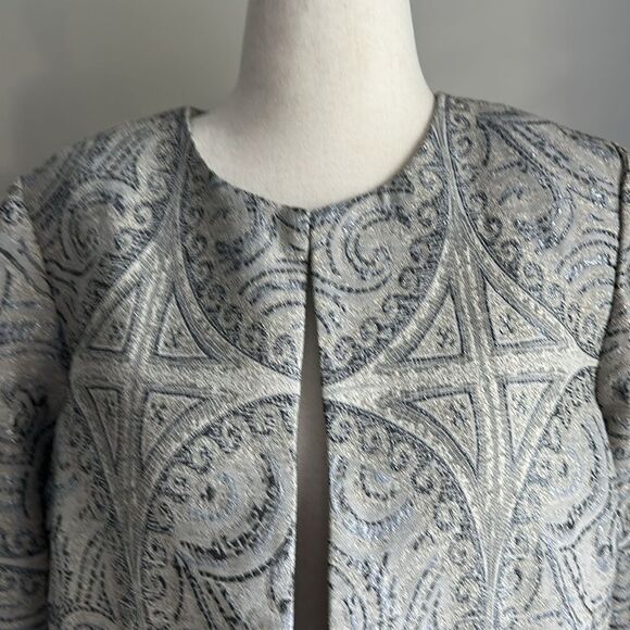 Chico’s Metallic Brocade Jacket w/ Faux Fur Cuffs | Size 2P (12/14P) - Picture 5 of 13